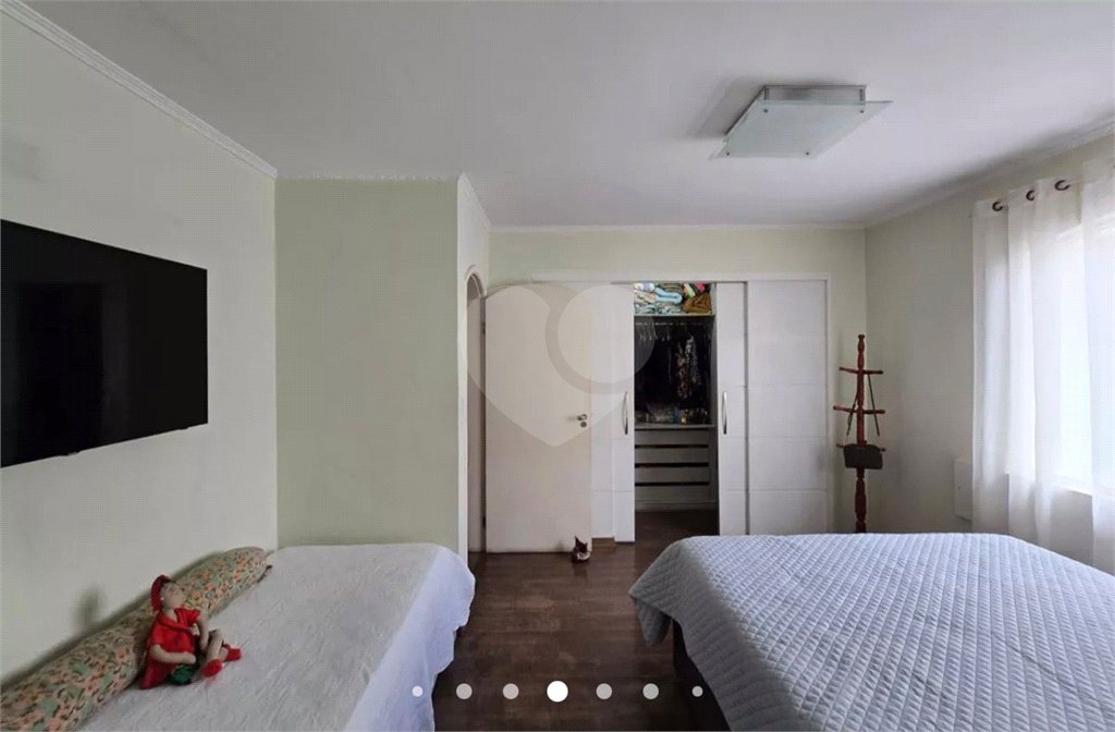Casa à venda com 4 quartos, sendo 3 suítes,  em Vila Rosália, Guarulhos, SP