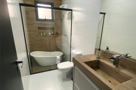 Casa à venda com 3 quartos, sendo 1 suíte, no condomínio Vila Rica, Indaiatuba - SP