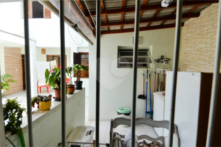 Casa à venda com 4 quartos, sendo 1 suíte, em Jardim Nova Taboão, Guarulhos, SP