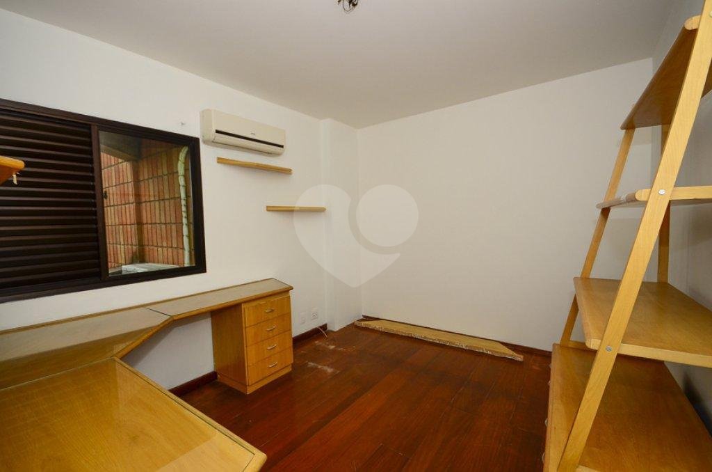 Apartamento à venda com 4 quartos, sendo 2 suítes, em Paraíso do Morumbi, São Paulo, SP