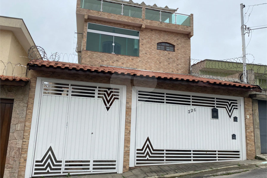 Sobrado à venda com 4 quartos, sendo 2 suítes,  em Tucuruvi, São Paulo, SP