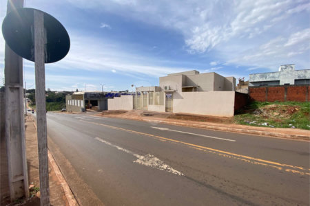 Casa à venda com 2 quartos em Residencial Ponta Porã I, Ponta Porã, MS