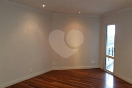 Apartamento à venda com 4 suítes em Alto da Boa Vista, São Paulo, SP