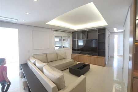 Apartamento à venda com 3 quartos, sendo 1 suíte, em Jardim Vazani, São Paulo, SP
