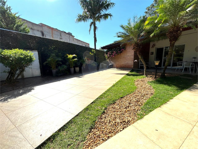 Casa Térrea à venda com 3 quartos, sendo 1 suíte,  em Palmas do Tremembé, São Paulo, SP
