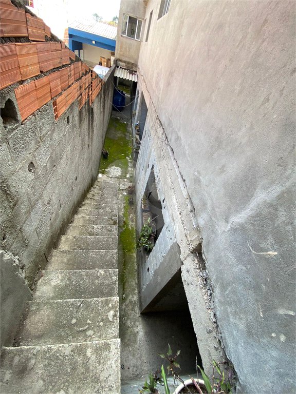 Casa à venda com 2 quartos, sendo 1 suíte, em Jardim Santa Inês, Suzano, SP