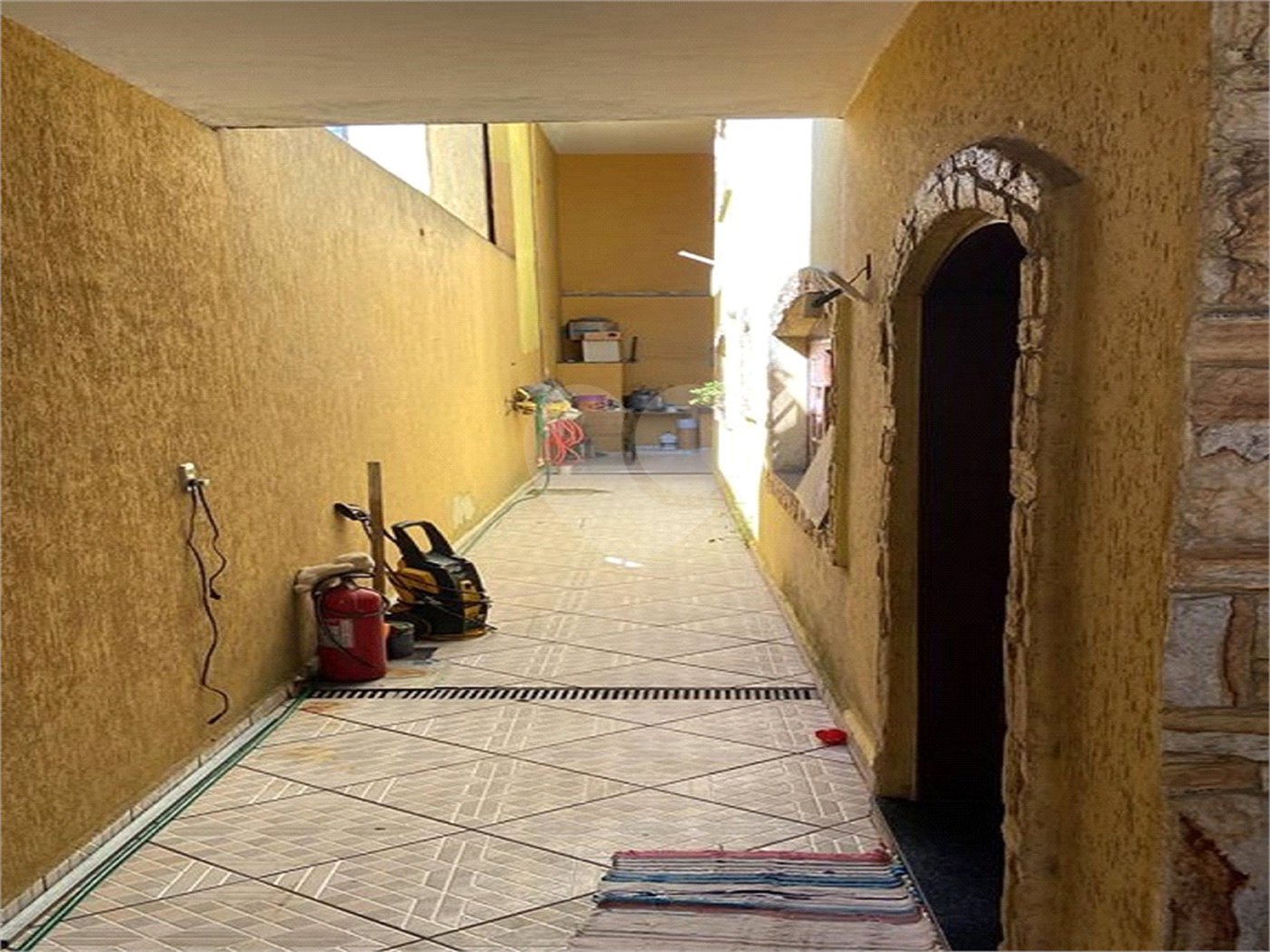 Sobrado à venda com 4 quartos, sendo 1 suíte, em São Miguel Paulista, São Paulo, SP