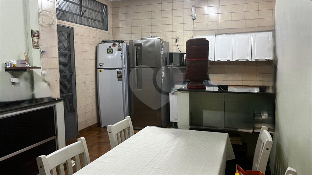 Sobrado à venda com 5 quartos em Campos Elíseos, Ribeirão Preto, SP