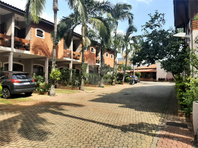 Casa à venda com 3 quartos, sendo 1 suíte,  no condomínio Cantareira Park, São Paulo - SP