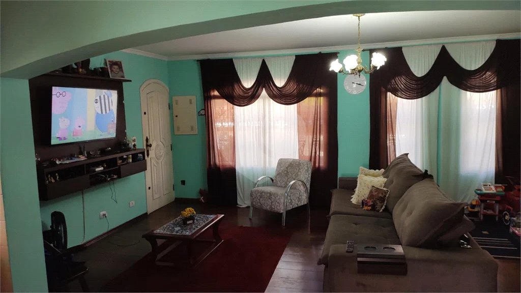 Sobrado à venda com 4 quartos em Vila Medeiros, São Paulo, SP