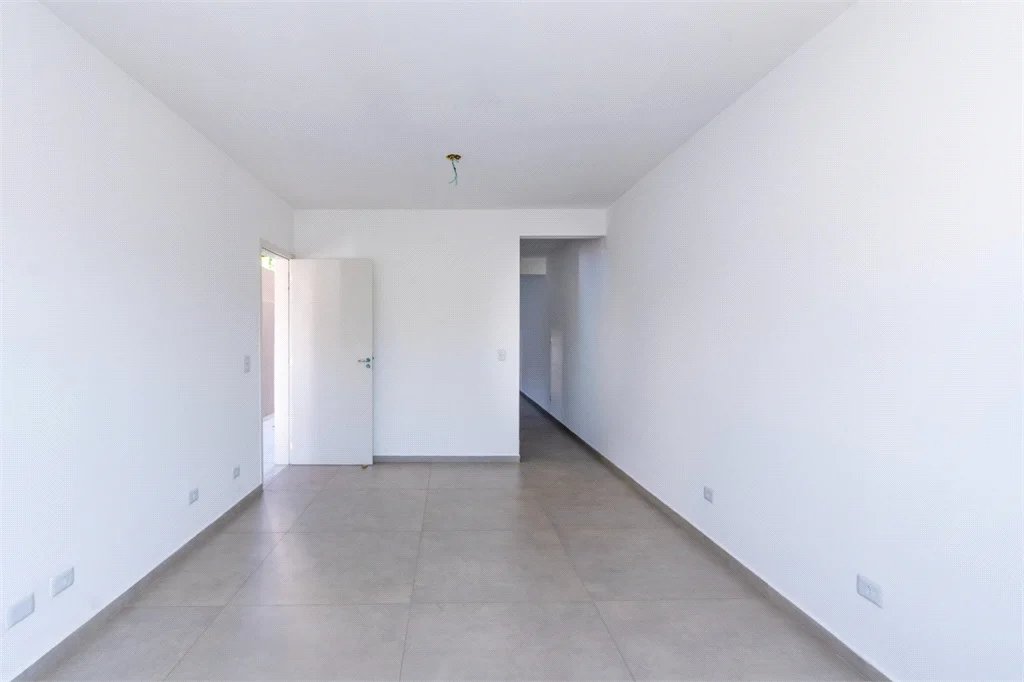 Sobrado à venda com 3 quartos, sendo 1 suíte, em Vila Morse, São Paulo, SP