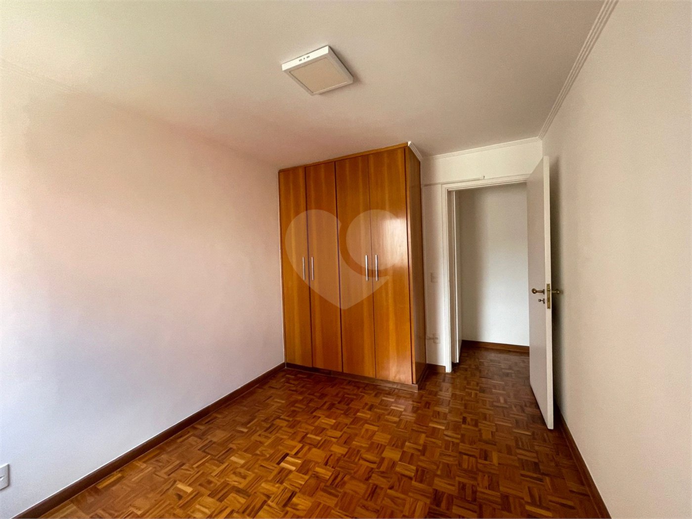 Apartamento à venda com 3 quartos, sendo 1 suíte, em Itaim Bibi, São Paulo, SP