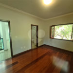 Casa à venda com 4 quartos, sendo 2 suítes, no condomínio Bosque de Grevilea, Vinhedo - SP