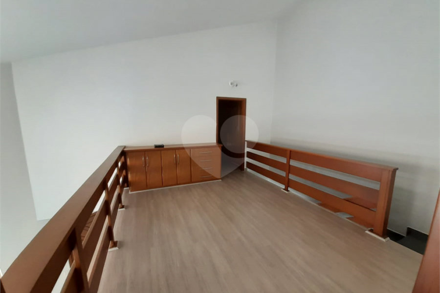Sobrado à venda com 4 quartos, sendo 2 suítes,  em Tremembé, São Paulo, SP