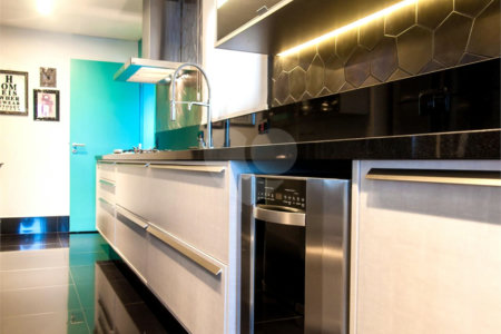 Apartamento à venda com 2 suítes em Santa Teresinha, São Paulo, SP