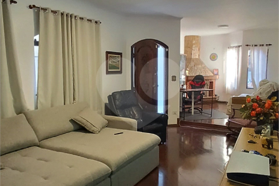 Sobrado à venda com 3 quartos, sendo 1 suíte, em Santana, São Paulo, SP