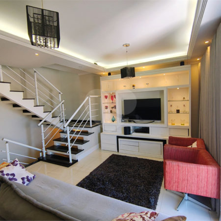 Casa à venda com 3 quartos, sendo 1 suíte,  em Horto Santo Antonio, Jundiaí, SP