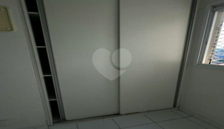 Apartamento à venda com 3 quartos, sendo 1 suíte,  em Parque Maria Luiza, São Paulo, SP