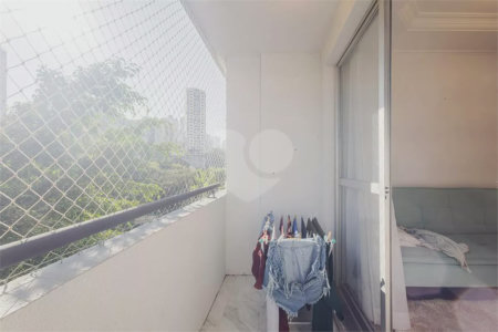 Apartamento à venda com 3 quartos, sendo 1 suíte, em Perdizes, São Paulo, SP