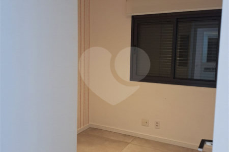 Apartamento à venda com 2 quartos, sendo 1 suíte,  em Vila Leopoldina, São Paulo, SP
