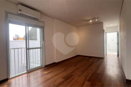 Casa à venda com 3 quartos, sendo 1 suíte,  em Vila Pompéia, São Paulo, SP