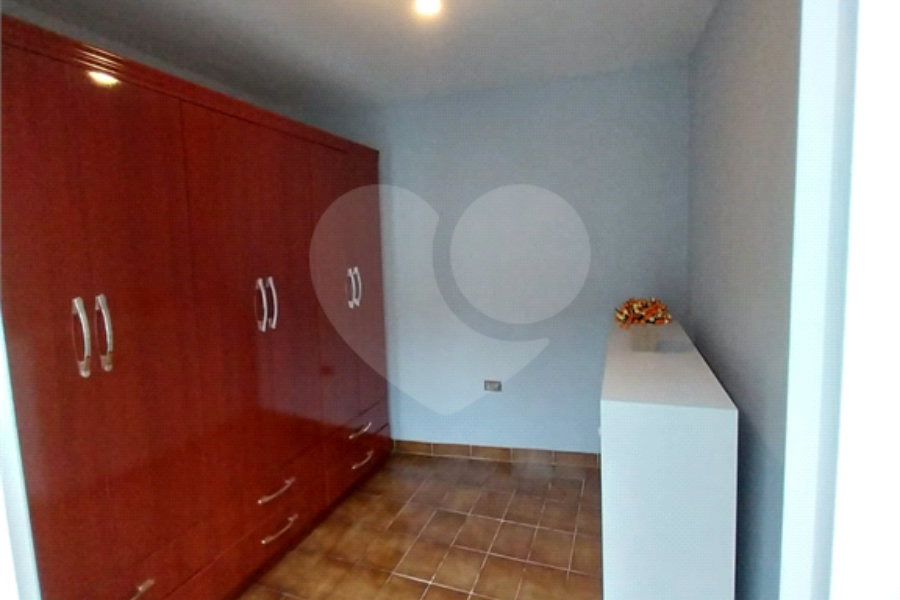 Sobrado à venda com 3 quartos, sendo 1 suíte, em Tremembé, São Paulo, SP