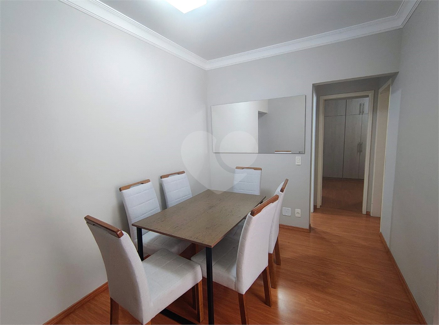 Apartamento à venda com 2 quartos, sendo 1 suíte, em Jardim Guarani, Jundiaí, SP