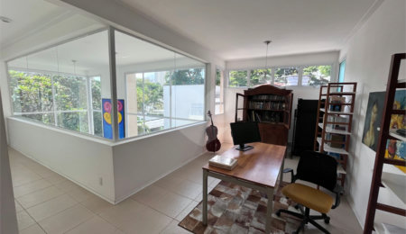 Sobrado à venda com 3 quartos, sendo 2 suítes,  em Granja Julieta, São Paulo, SP