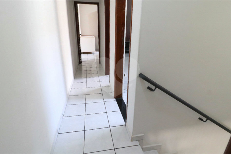 Sobrado à venda com 3 quartos, sendo 1 suíte, em Tremembé, São Paulo, SP