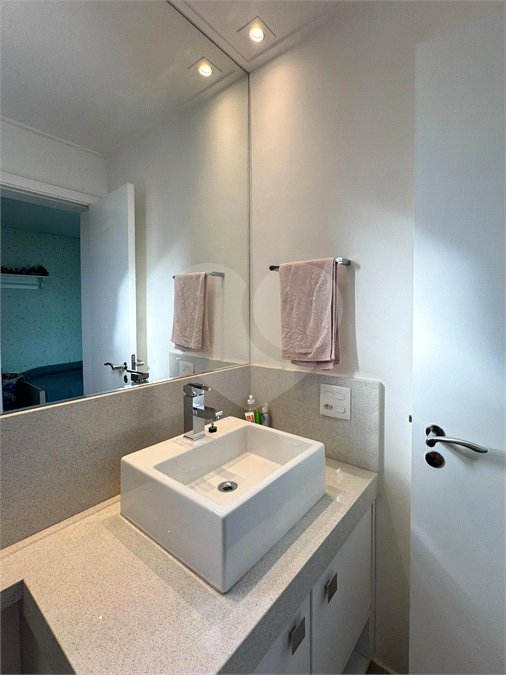 Apartamento à venda ou para alugar com 3 suítes em Vila Dayse, São Bernardo do Campo, SP