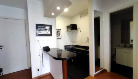 Flat à venda com 1 quarto em Moema, São Paulo, SP