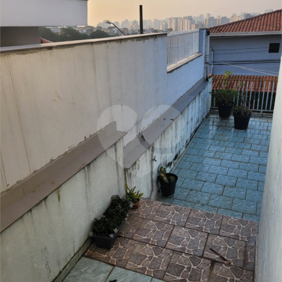 Sobrado à venda com 3 quartos em Vila Marari, São Paulo, SP