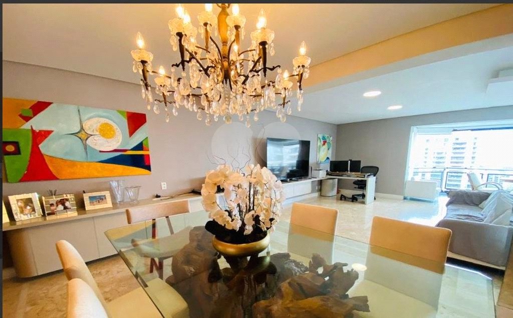 Apartamento à venda com 4 suítes em Santo Amaro, São Paulo, SP