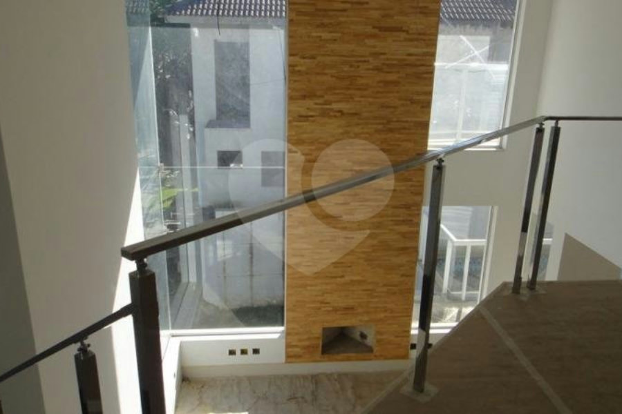 Casa à venda com 3 suítes no condomínio Villa Castanheira, São Paulo - SP