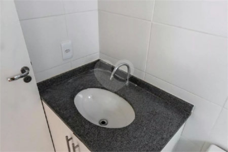Apartamento à venda com 2 quartos em Cambuci, São Paulo, SP