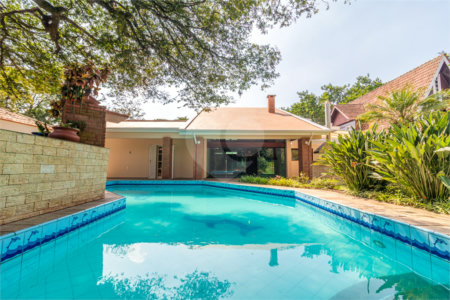 Casa à venda com 4 quartos, sendo 3 suítes,  em Interlagos, São Paulo, SP