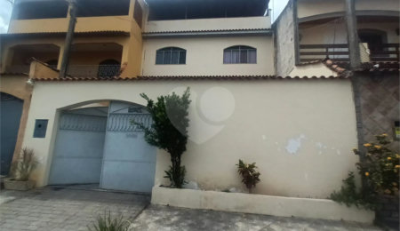 Casa à venda com 2 quartos, sendo 1 suíte,  no condomínio Parque Central, Rio de Janeiro - RJ