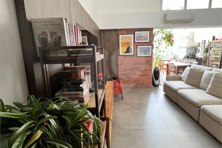Apartamento à venda com 3 suítes em Vila Andrade, São Paulo, SP