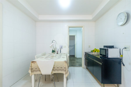Apartamento à venda com 4 suítes em Santo Amaro, São Paulo, SP