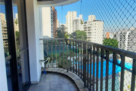 Apartamento à venda com 4 quartos, sendo 2 suítes, em Morumbi, São Paulo, SP