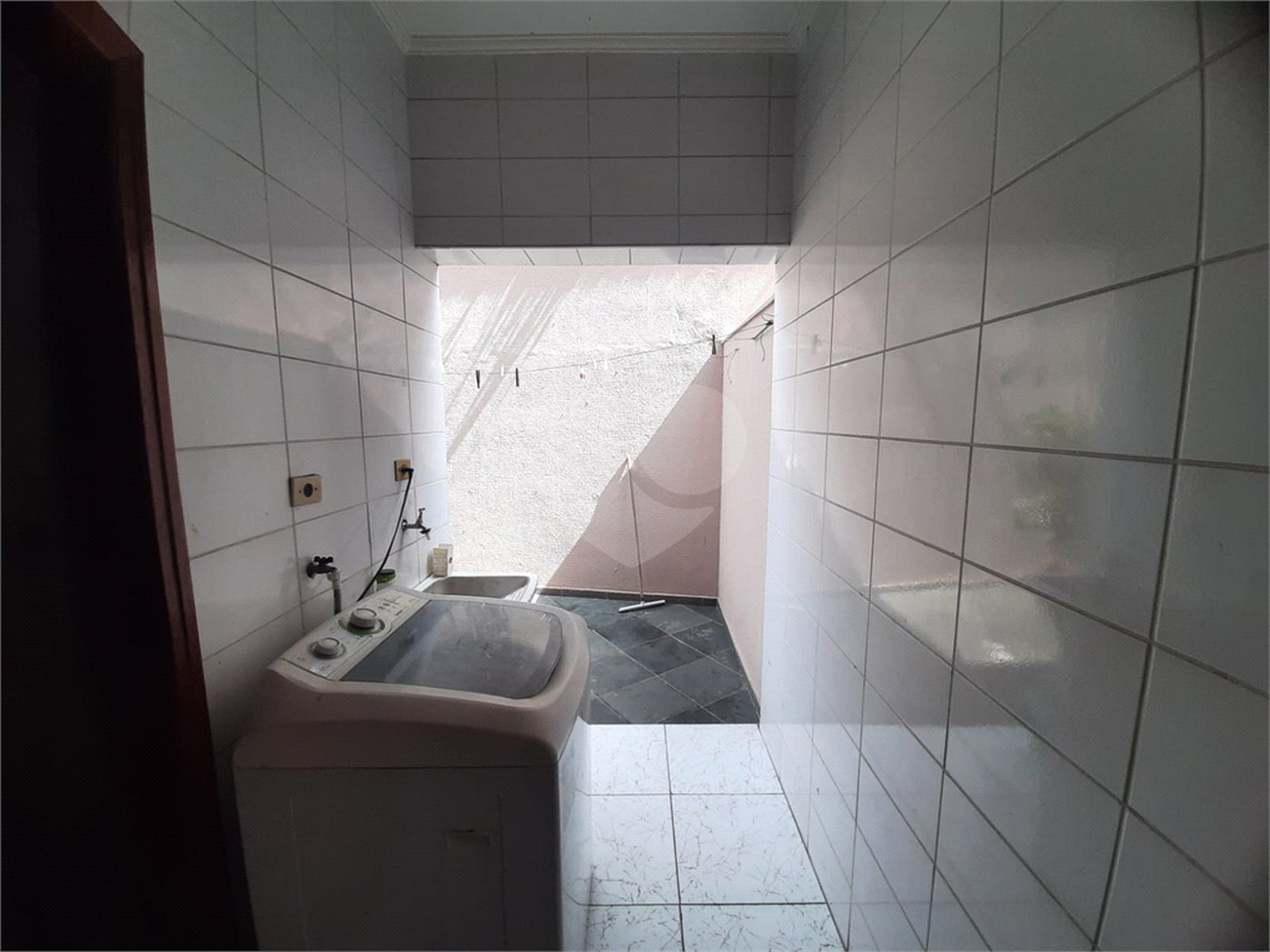 Casa à venda com 3 quartos, sendo 1 suíte, no condomínio Cantareira Park, São Paulo - SP
