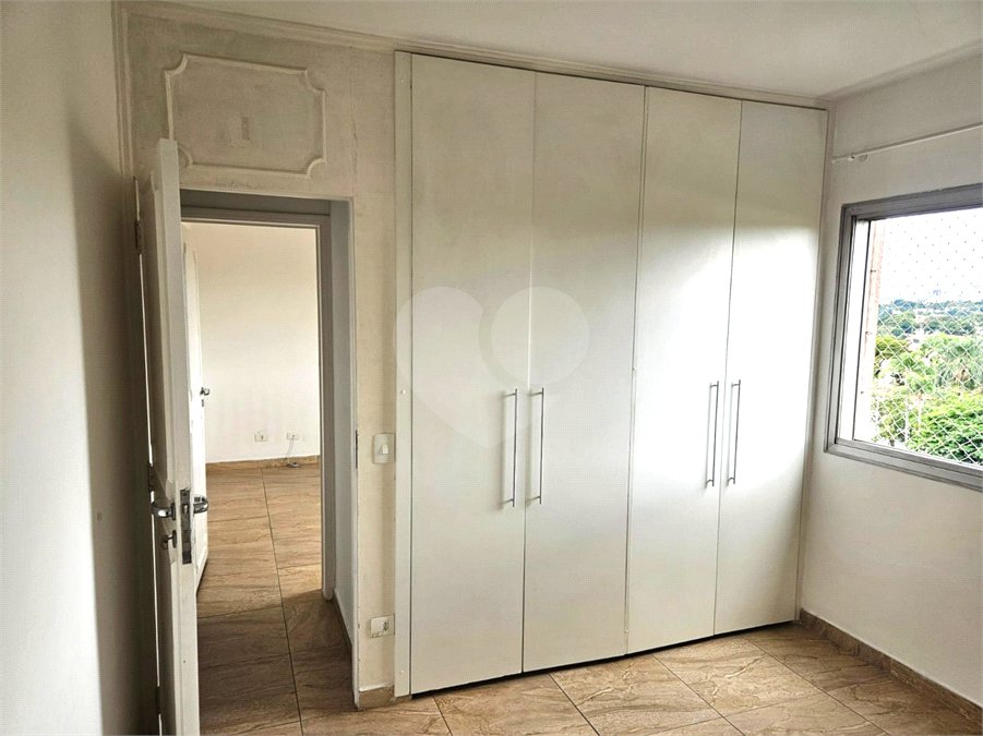 Apartamento para alugar com 3 quartos, sendo 1 suíte, em Alto da Boa Vista, São Paulo, SP