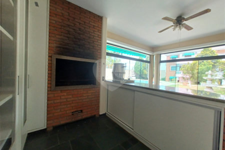 Casa à venda com 6 suítes no condomínio Portal da Raposo, Sorocaba - SP