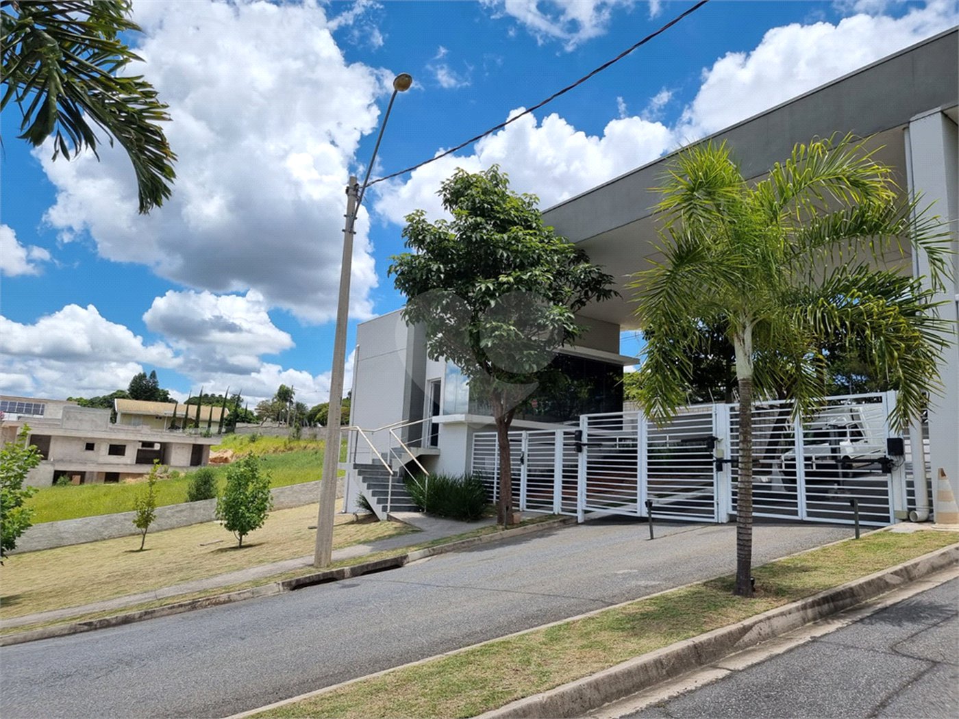 Terreno à venda no condomínio Residencial Recanto das Palmas, Vinhedo - SP
