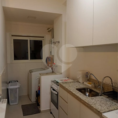 Apartamento à venda ou para alugar com 1 quarto em Granja Viana, Cotia, SP