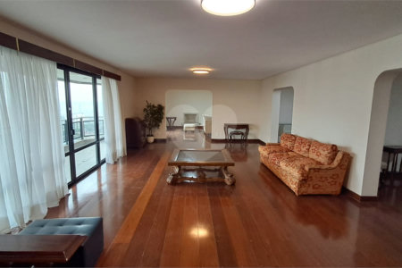 Apartamento para alugar com 4 quartos, sendo 3 suítes, em Santo Amaro, São Paulo, SP