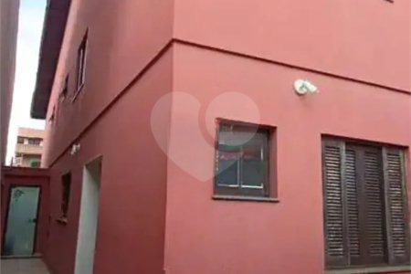 Sobrado à venda com 3 quartos, sendo 1 suíte,  em Jardim Líbano, São Paulo, SP