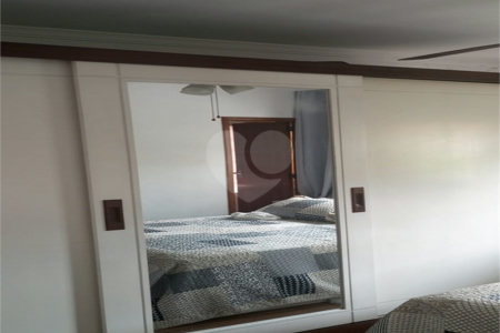 Casa à venda com 3 quartos, sendo 1 suíte,  em Lapa de Baixo, São Paulo, SP