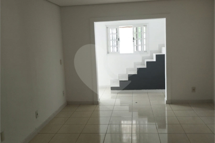 Casa à venda com 2 quartos em Vila Rica, São Paulo, SP