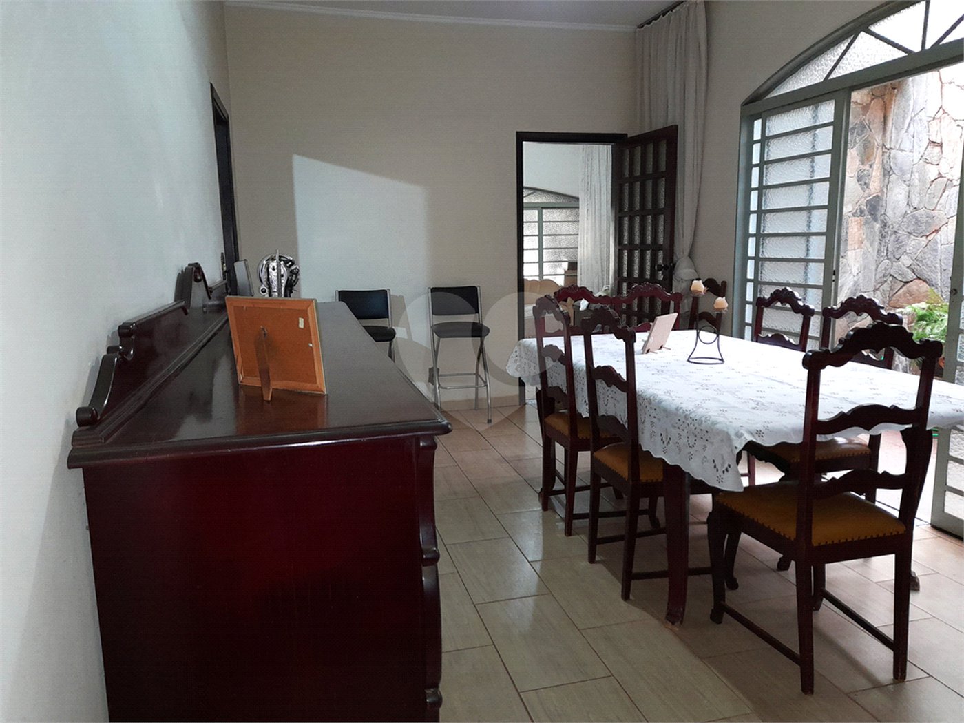 Casa à venda com 5 quartos, sendo 1 suíte,  em Jardim Anhangüera, Ribeirão Preto, SP
